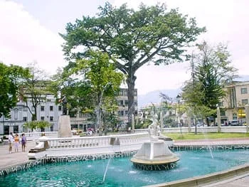 Ibagué-Plaza de Bolívar ibague-plaza-bolivar